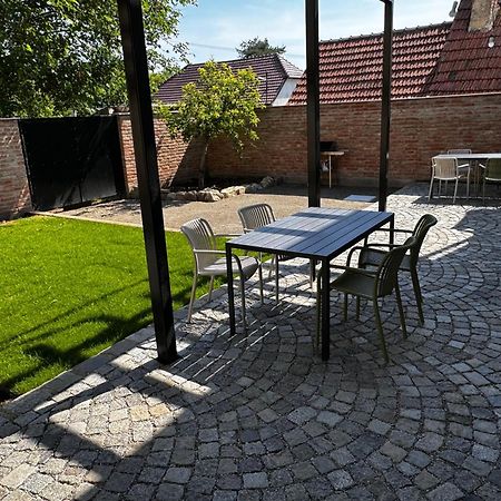 Kopr Appartement Přítluky Buitenkant foto